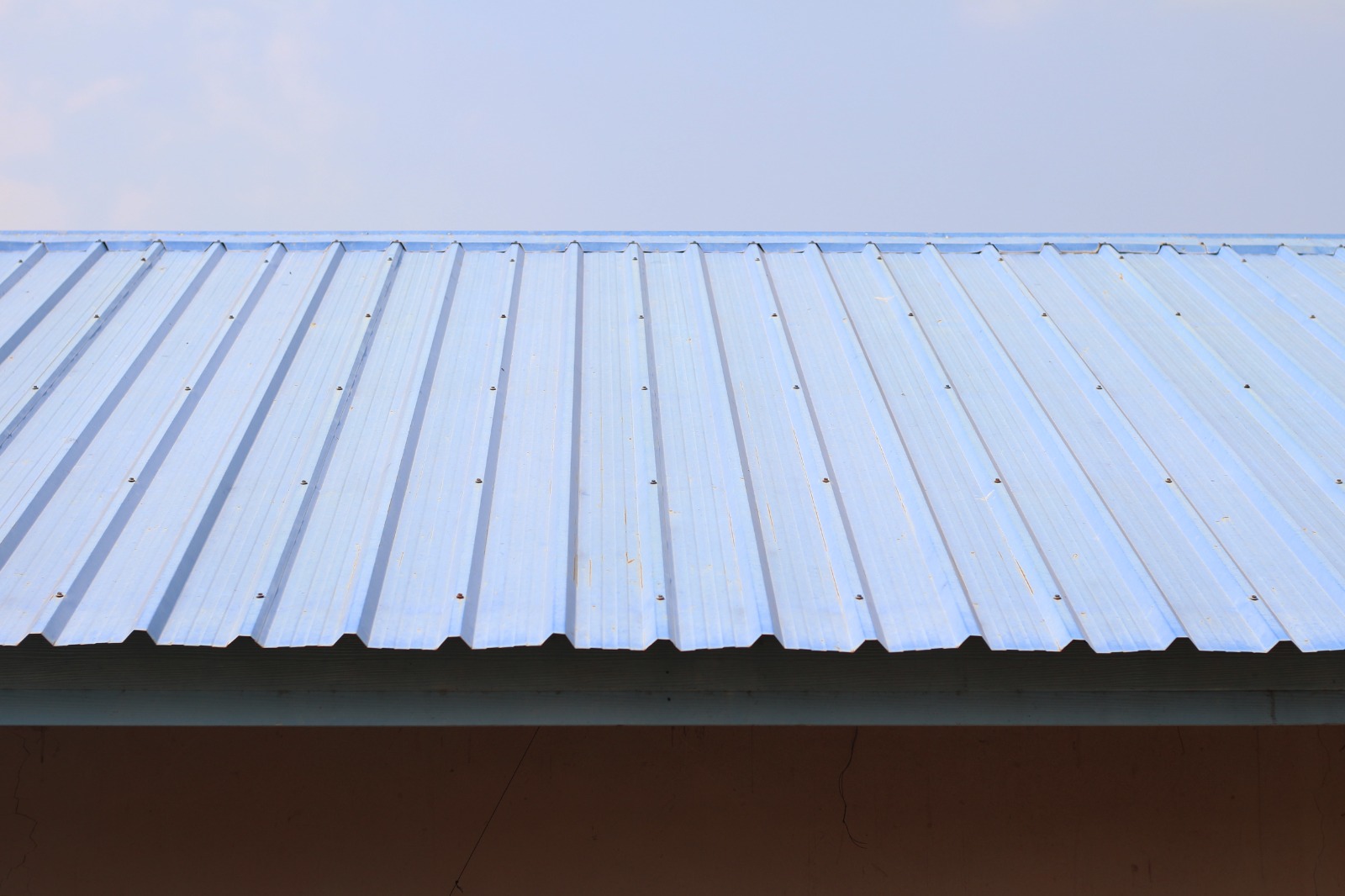 Choosing the Right Gauge: Thickness Guide for Metal Roofing Sheets