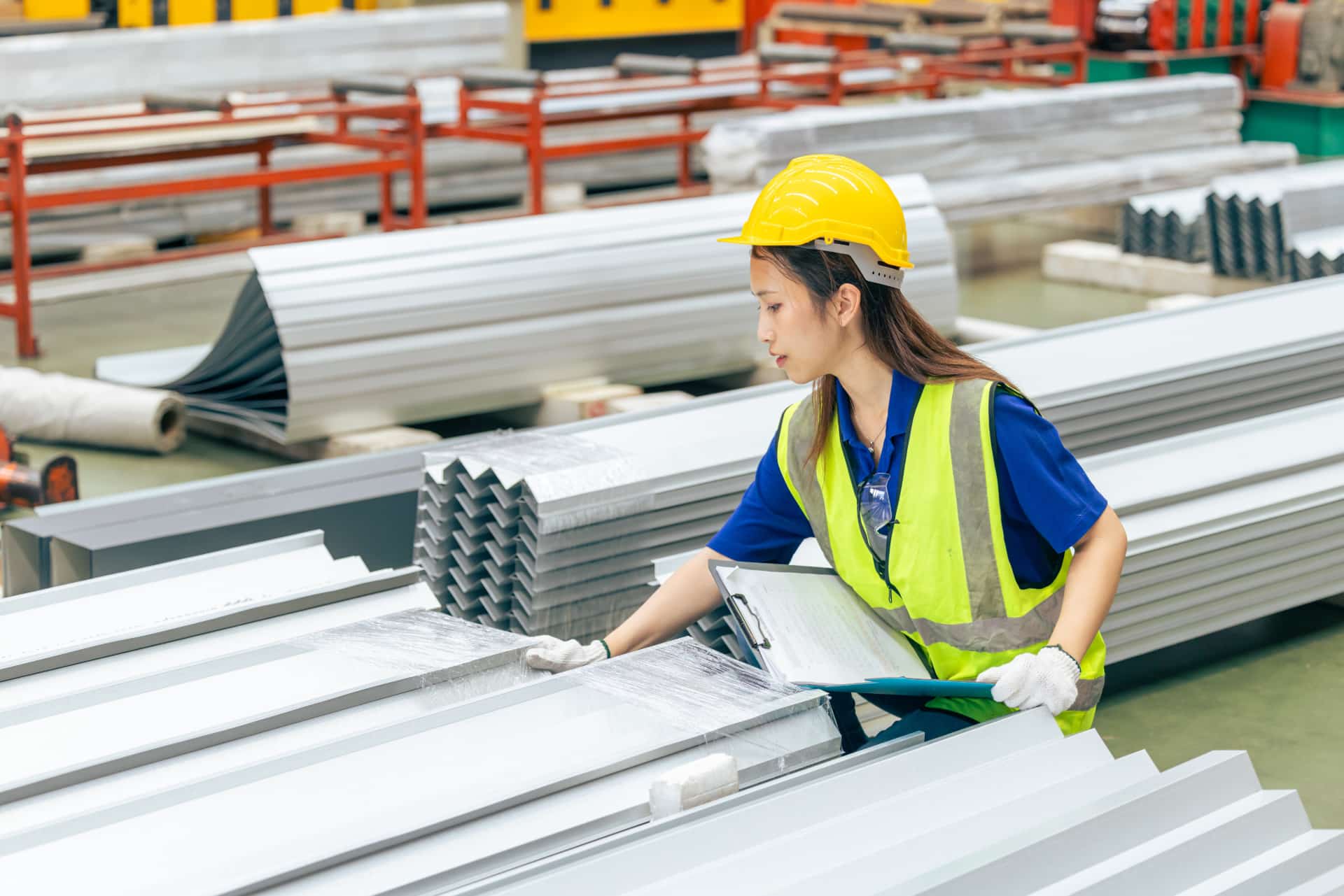 The Importance of Z and C Purlins in Supporting Heavy-Duty Metal Roofing Sheets